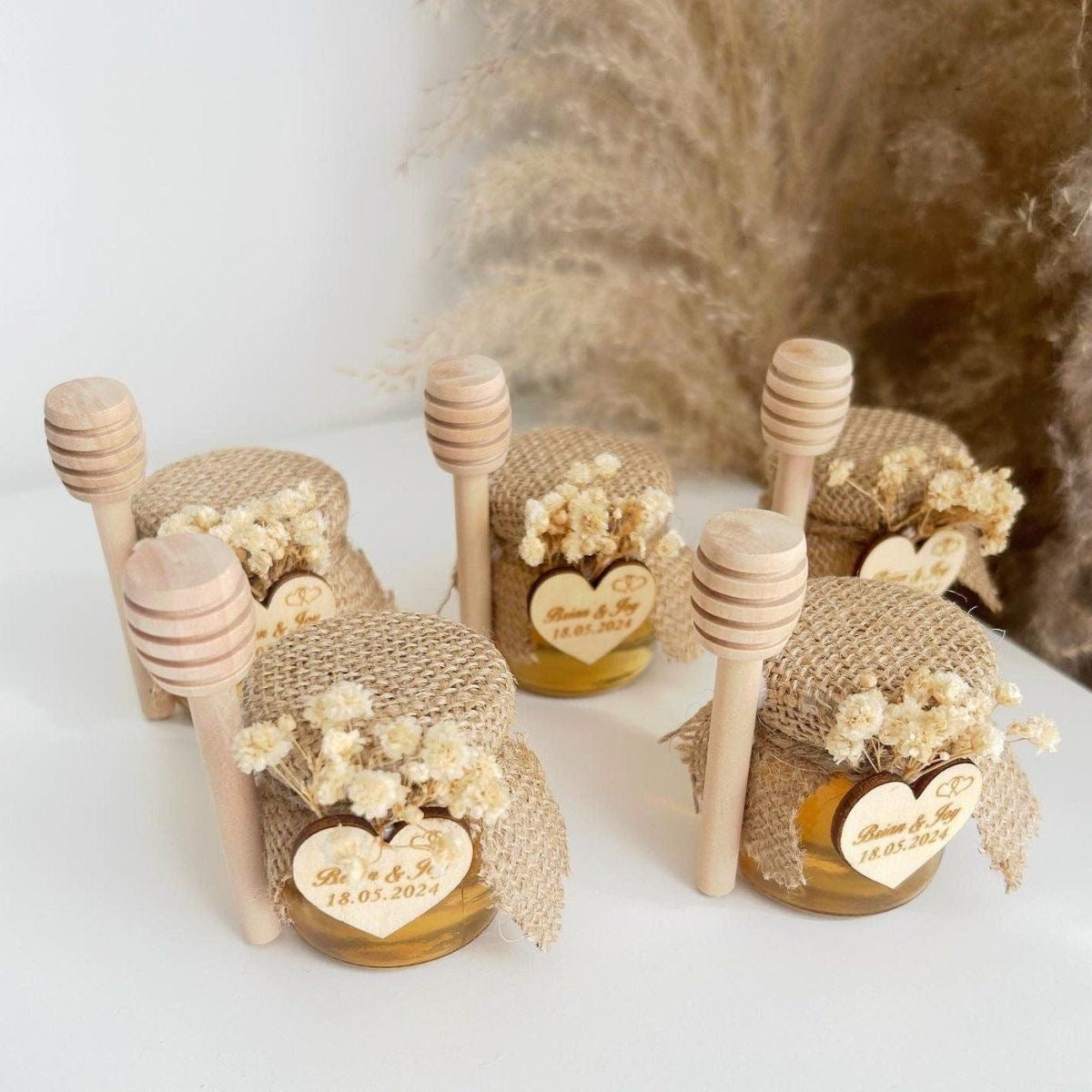 Potted guest favor